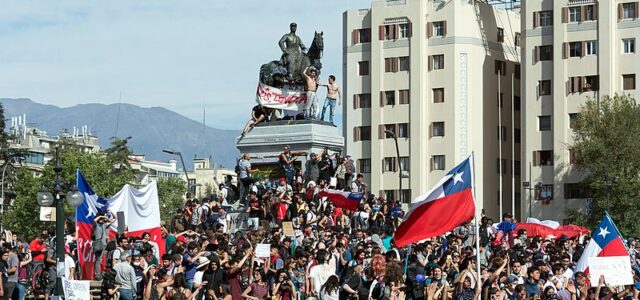 Frente a la declaración del senador Daniel Núñez de “convocar a la presión de la ciudadanía”, y las críticas por su llamado a la movilización, el presidente del PC, Lautaro […]